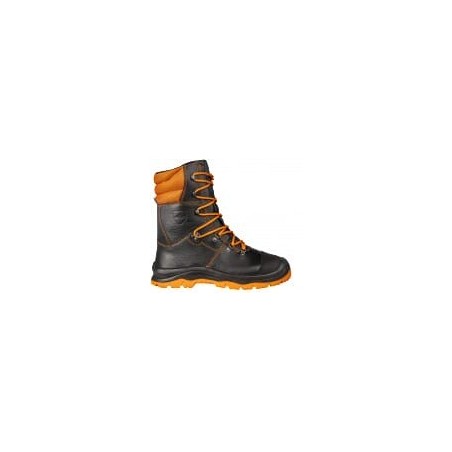 Footwear for chainsaw operators – produkty dostępne w rolniczeczesci.pl