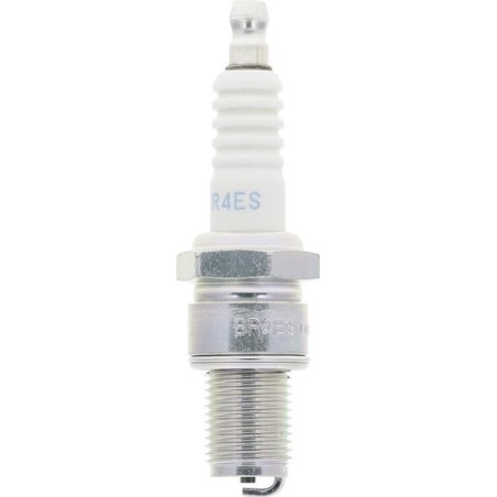 Spark plugs – produkty dostępne w rolniczeczesci.pl