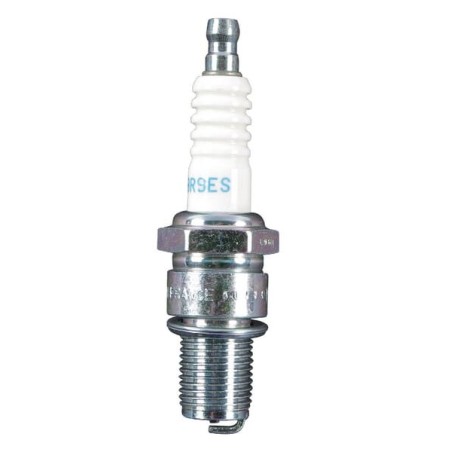 Spark plugs – produkty dostępne w rolniczeczesci.pl