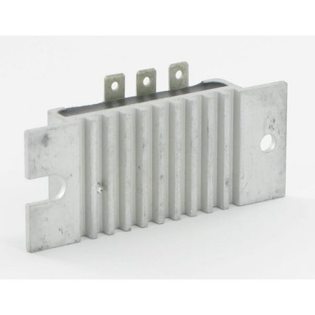 Voltage regulator - ET18182