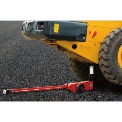 TRAS301H Big Red, Car lifts 