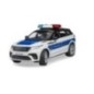 Range Rover Velar with policeman - U02890